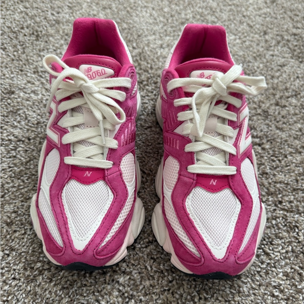 New Balance 9060 Sneakers Pink and White - Picture 6 of 8